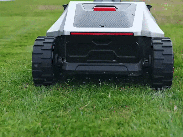 GOKO M6: 4WD Robotic Mower for Lawns of Any Size and Terrain