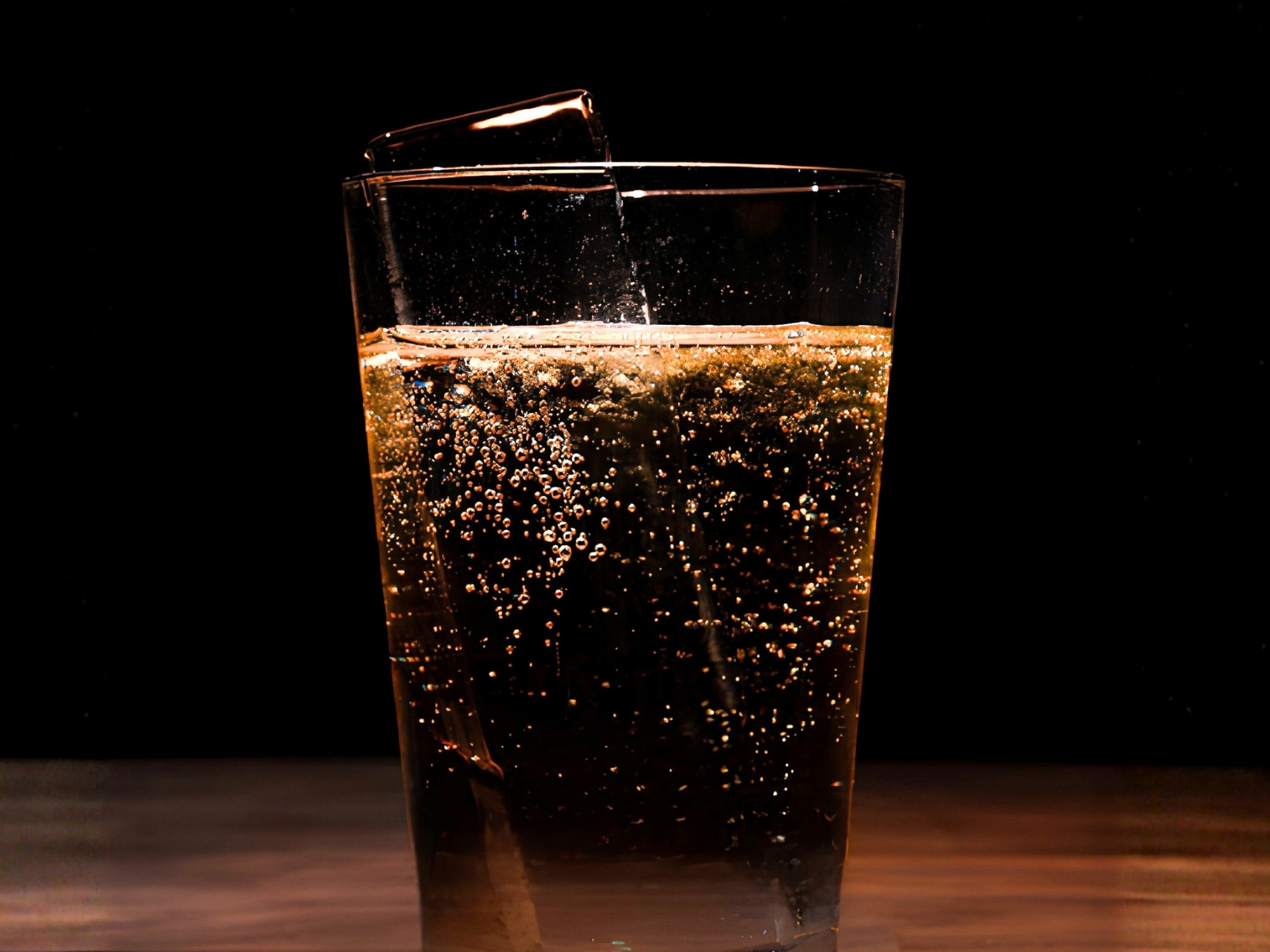 Bar-Quality Ice at Home