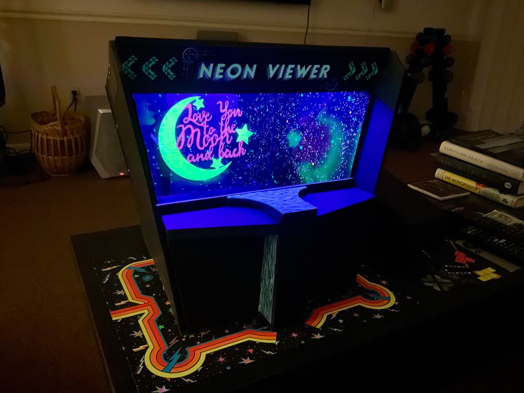 Neon Viewer: Make the Most of Pepper's Ghost