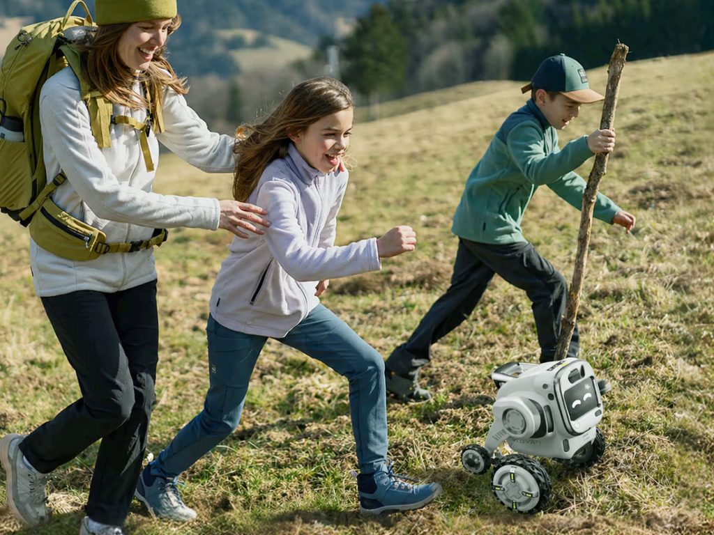 Rovar X3: Your Intelligent Outdoor Companion
