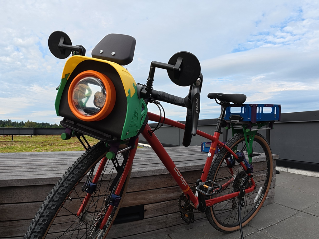 Chamelion Customizable Bike Cargo System