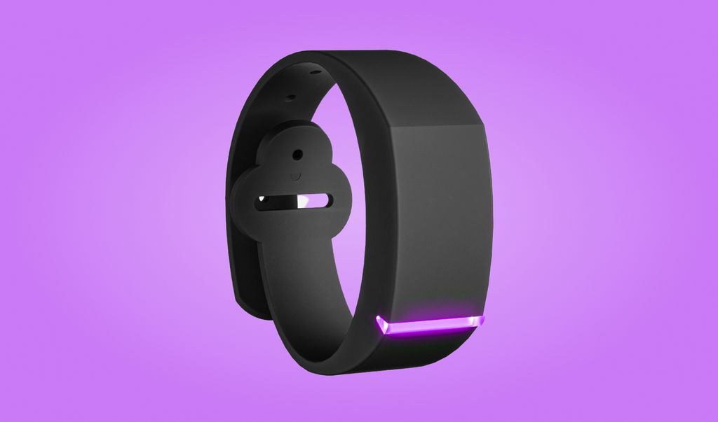 Tully: Wearable that Improves Emotional Awareness