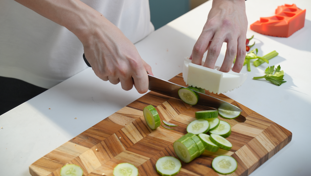 CoolCut: Never Injure Yourself Again When Cooking