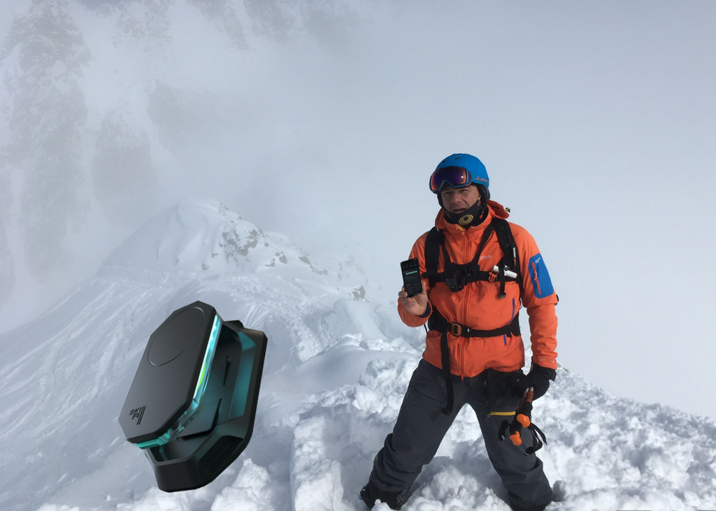 SkiFi: The Smartest Device For Free-Skiers