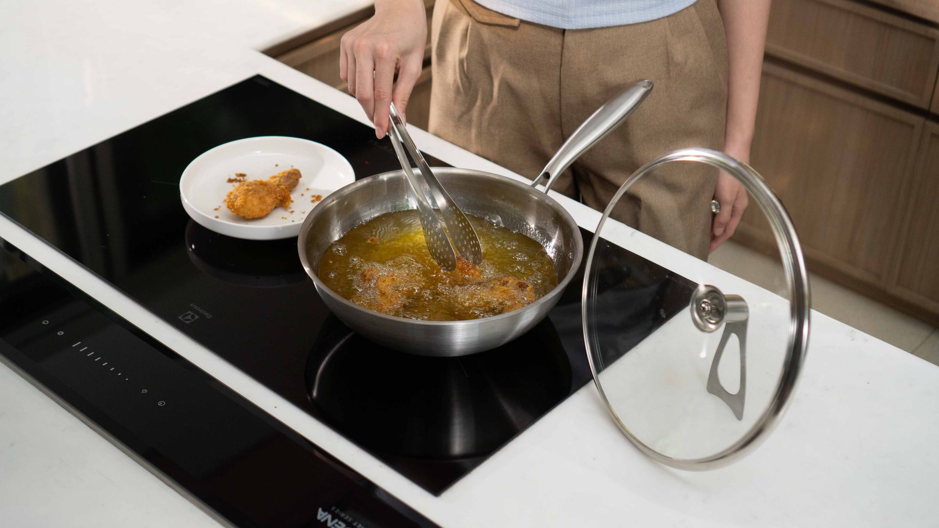 HASSLE-FREE COOKING
