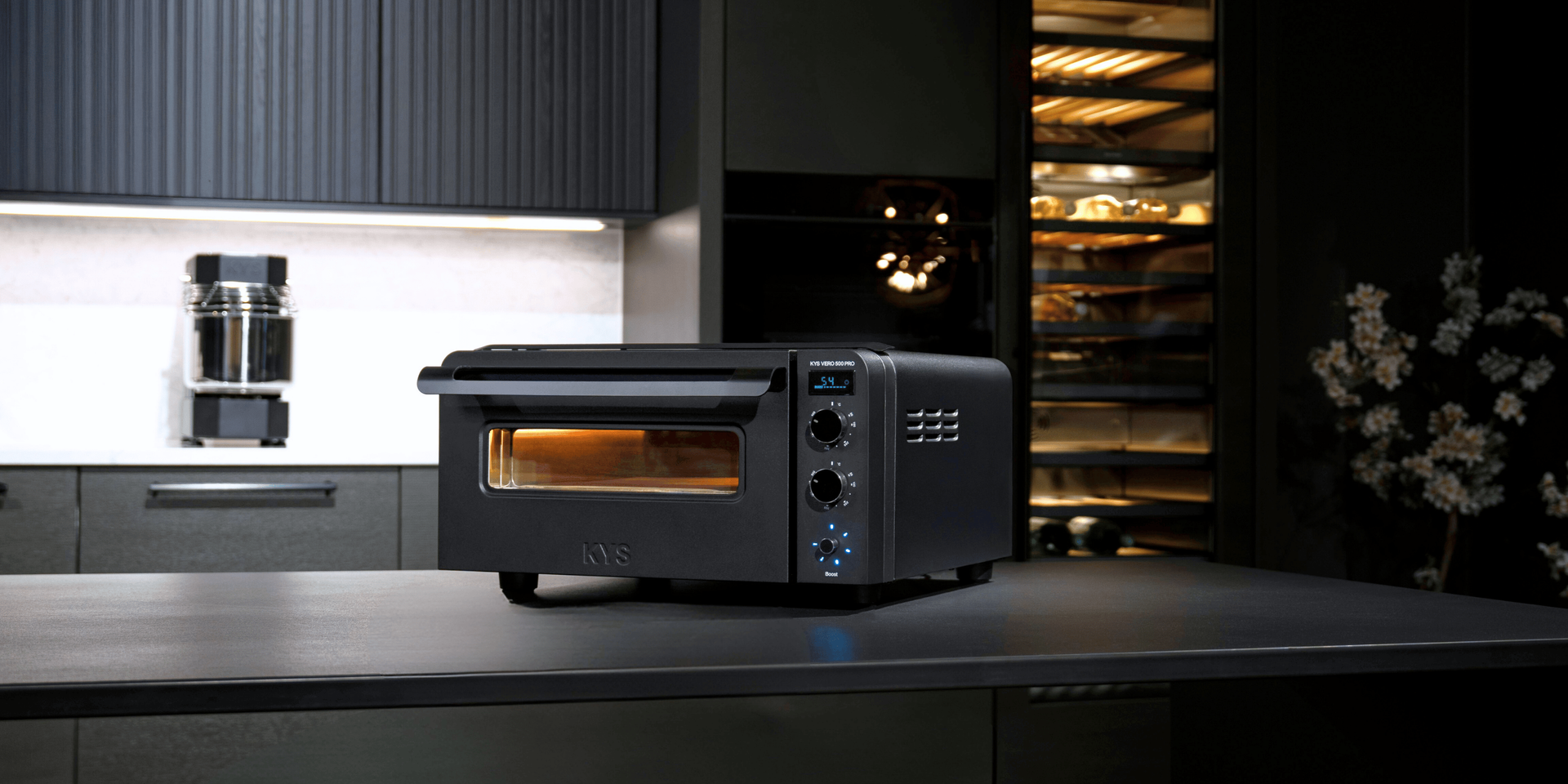 Experience authentic Neapolitan pizza
