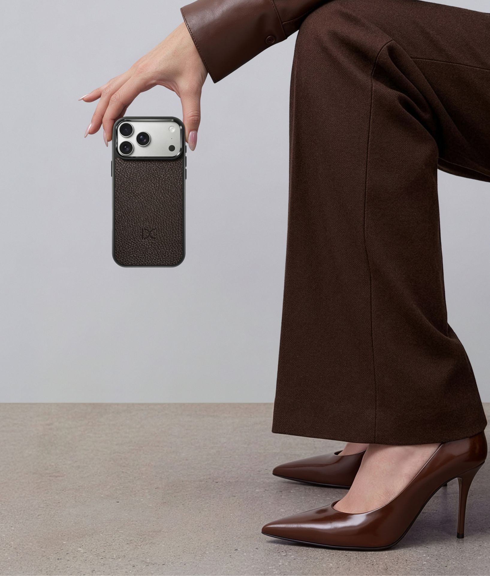 Card Holder That Works With Your Digital Identity